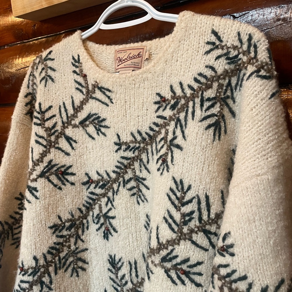 Woolrich Cream and Green Crew Neck Sweater